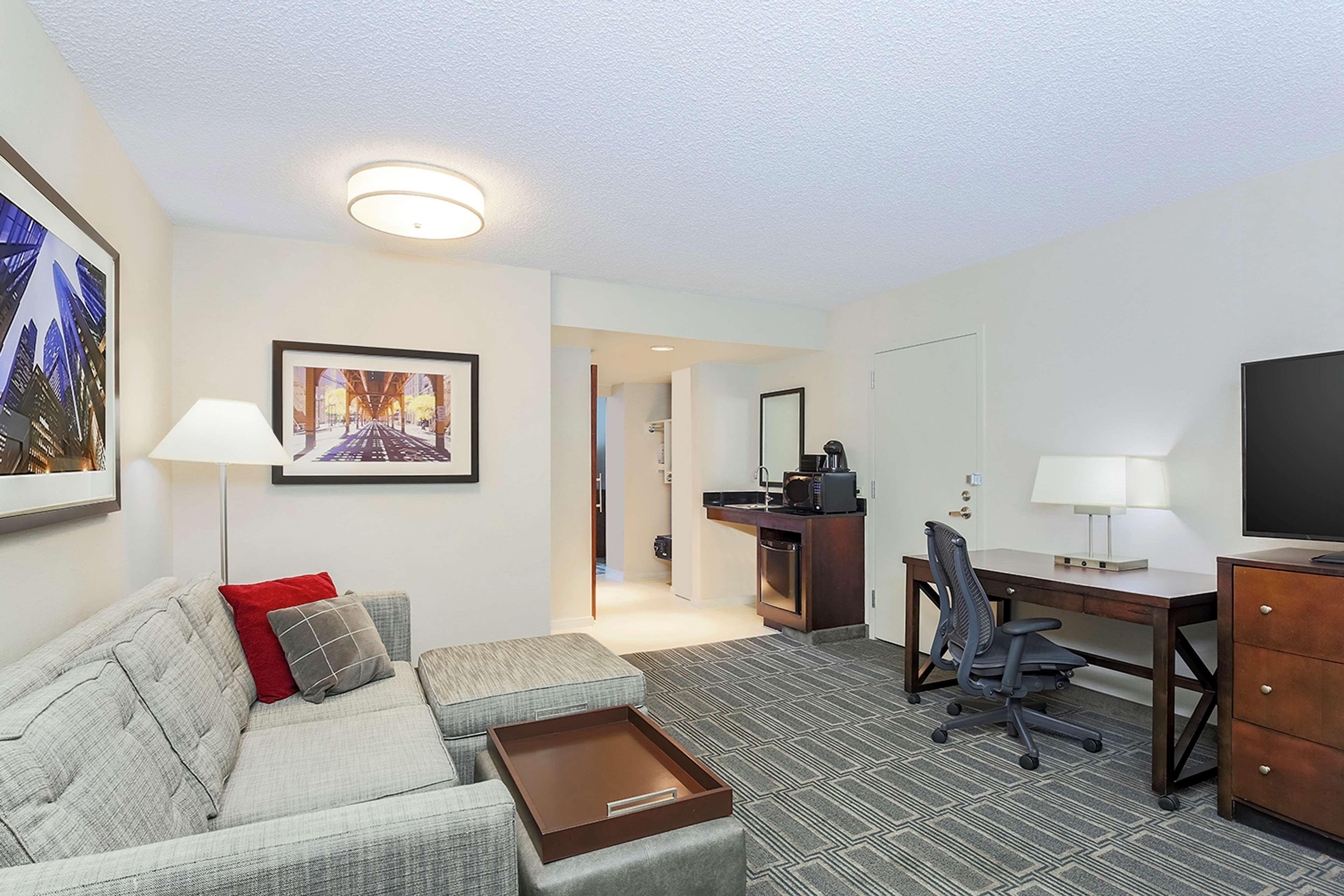 Embassy Suites By Hilton Chicago Lombard Luaran gambar