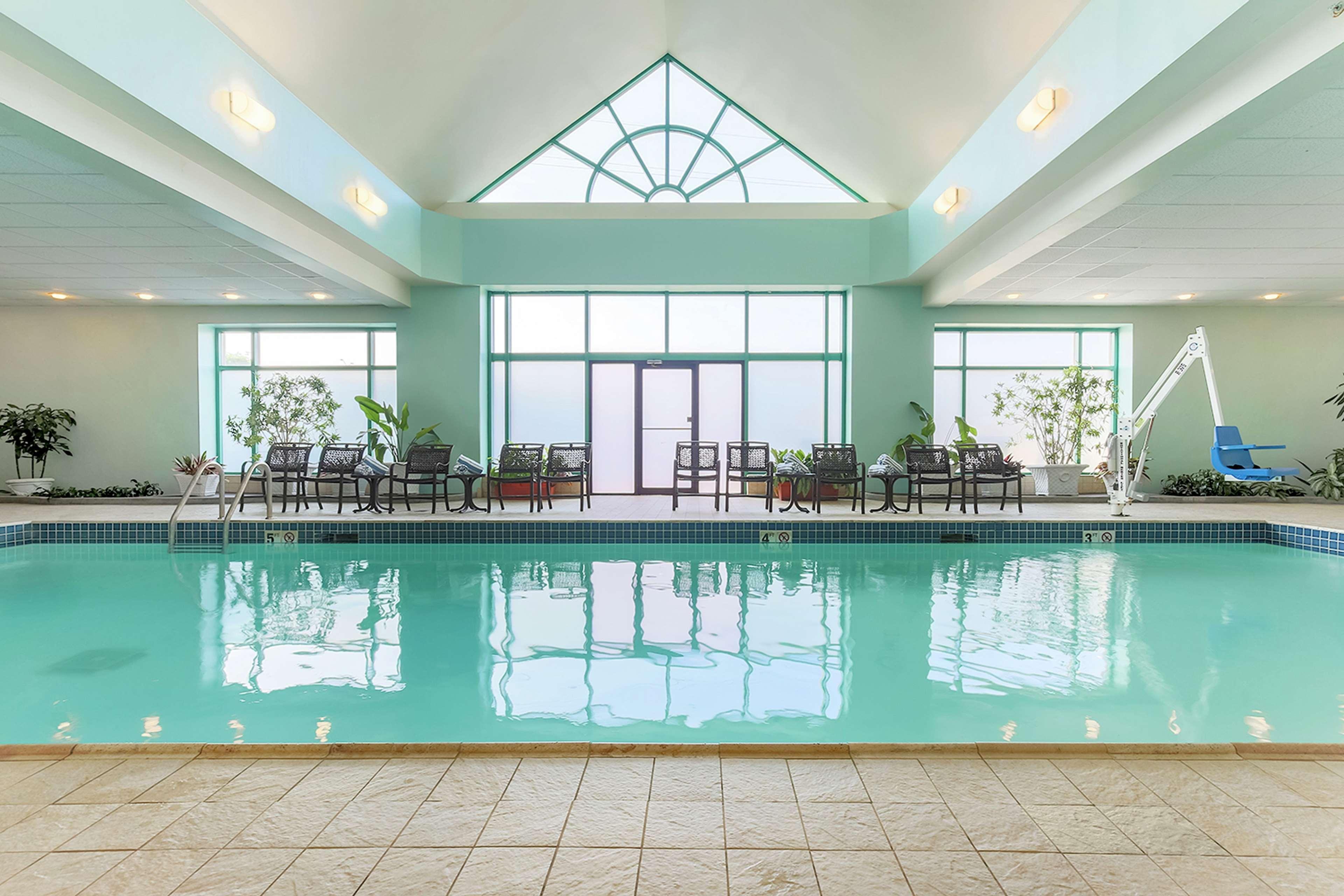 Embassy Suites By Hilton Chicago Lombard Luaran gambar
