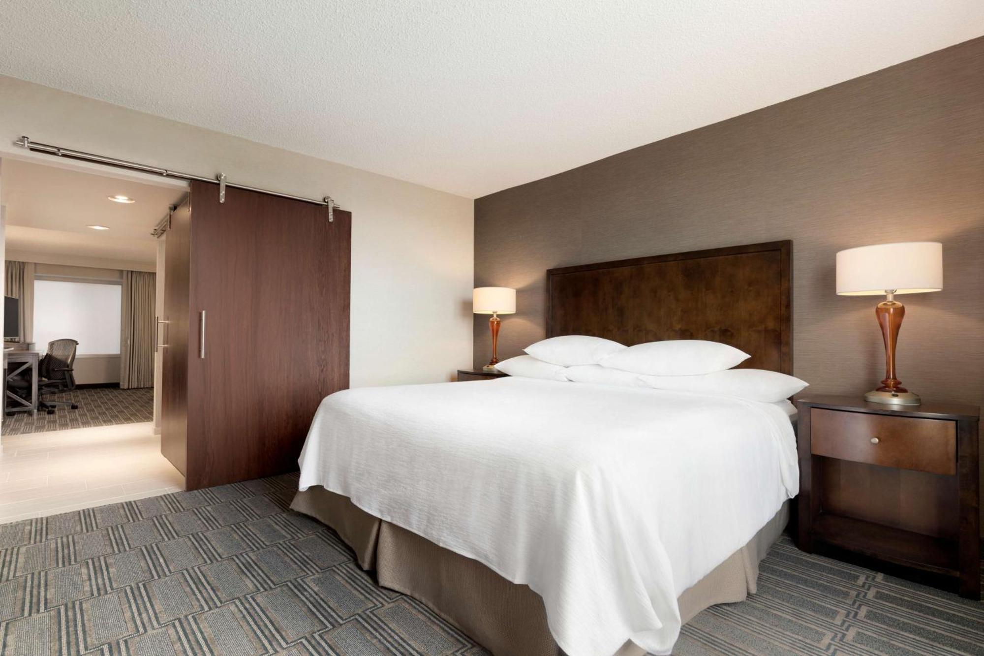 Embassy Suites By Hilton Chicago Lombard Luaran gambar