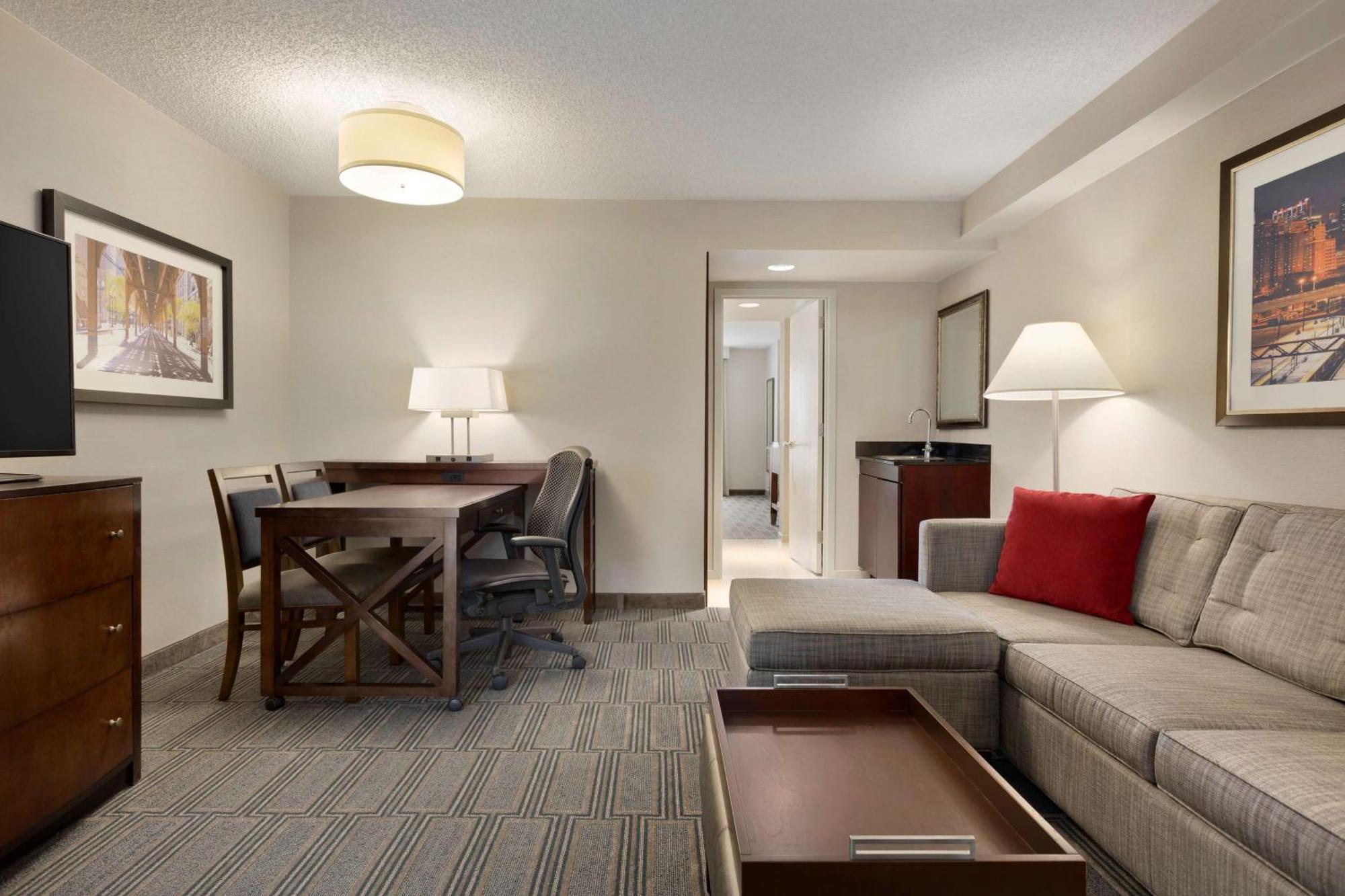 Embassy Suites By Hilton Chicago Lombard Luaran gambar