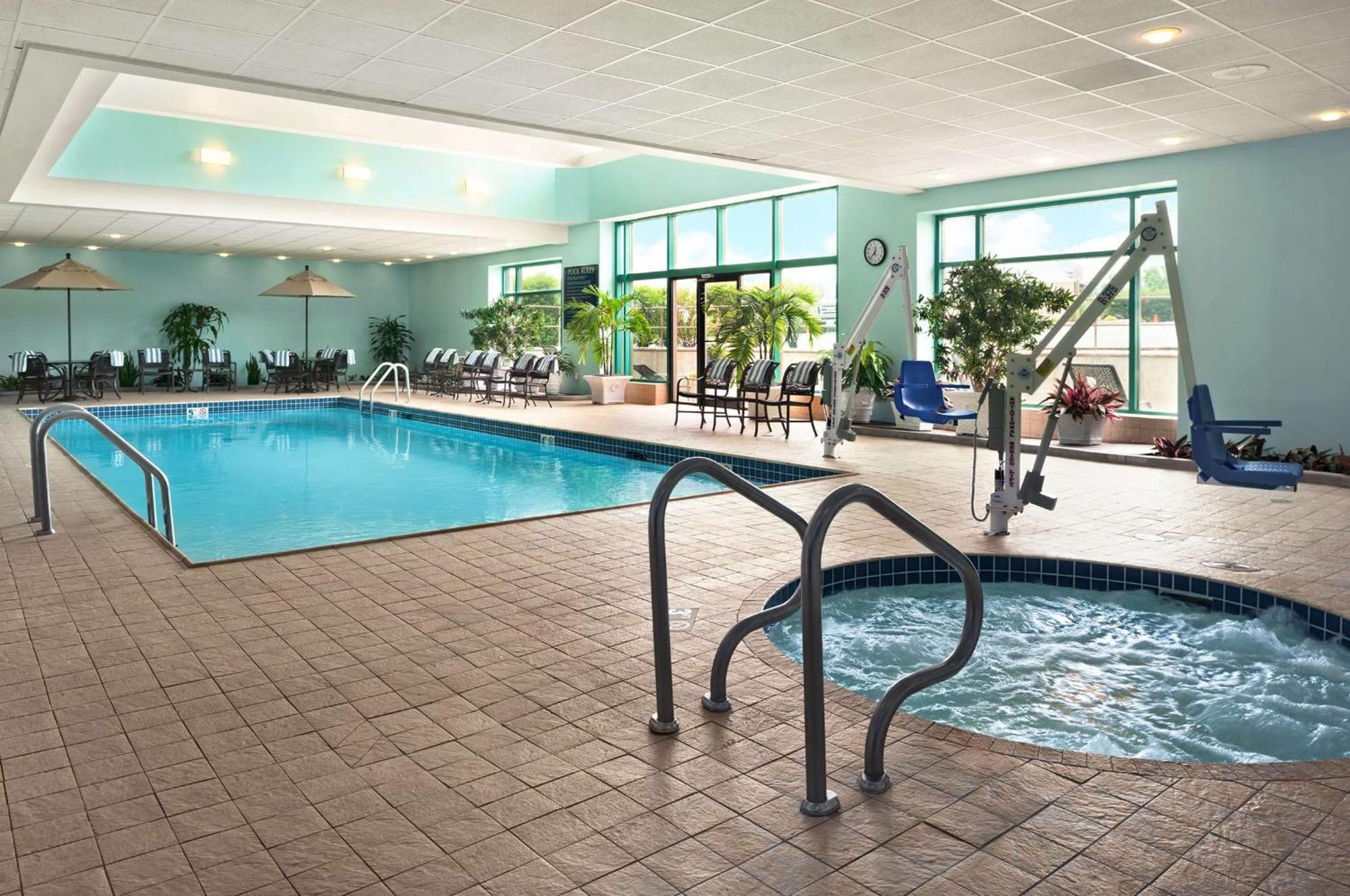 Embassy Suites By Hilton Chicago Lombard Luaran gambar